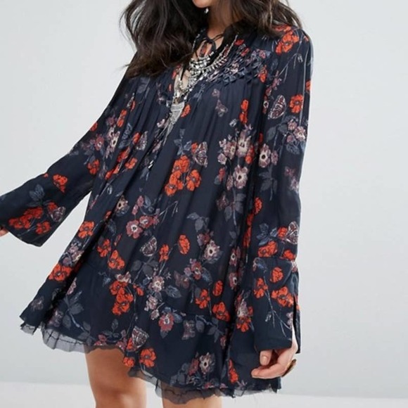 Free People Tops - free people smocked navy floral long sleeve tunic